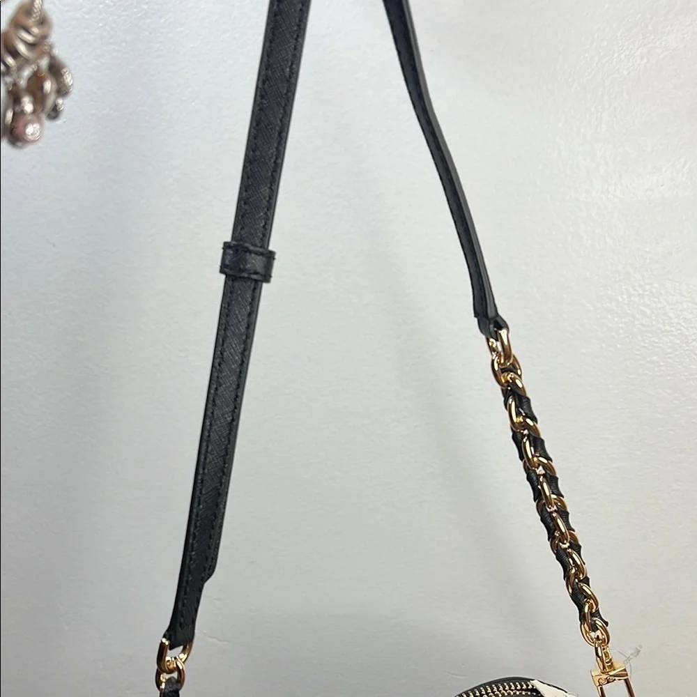 Michael Kors Jet Set Charm Large Dome Crossbody. Bag.